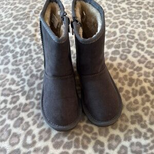 NWT, 10T, Harper Canyon Kids Boots - Gray